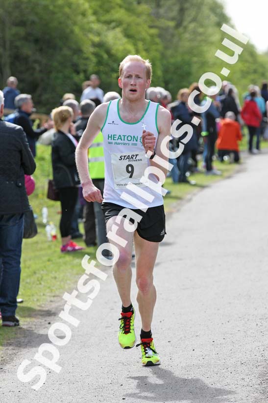 Terry O'Gara Memorial 5k Road Race, Wallsend. Photo: David T. Hewitson/Sports for All Pics